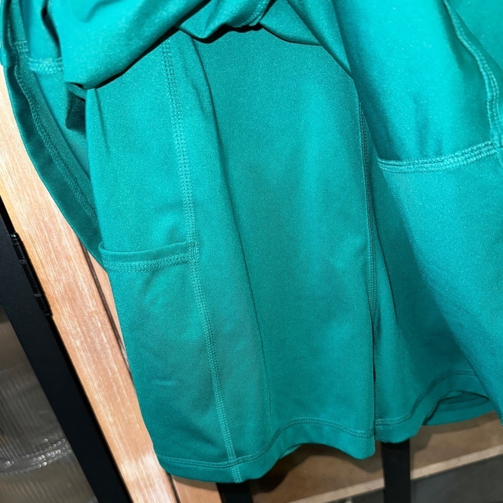 H&M exercise dress workout high neck tennis skort pockets tank emerald forest - Picture 5 of 7